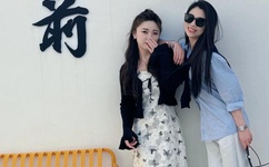 宝宝不哭全部进去就不痛了